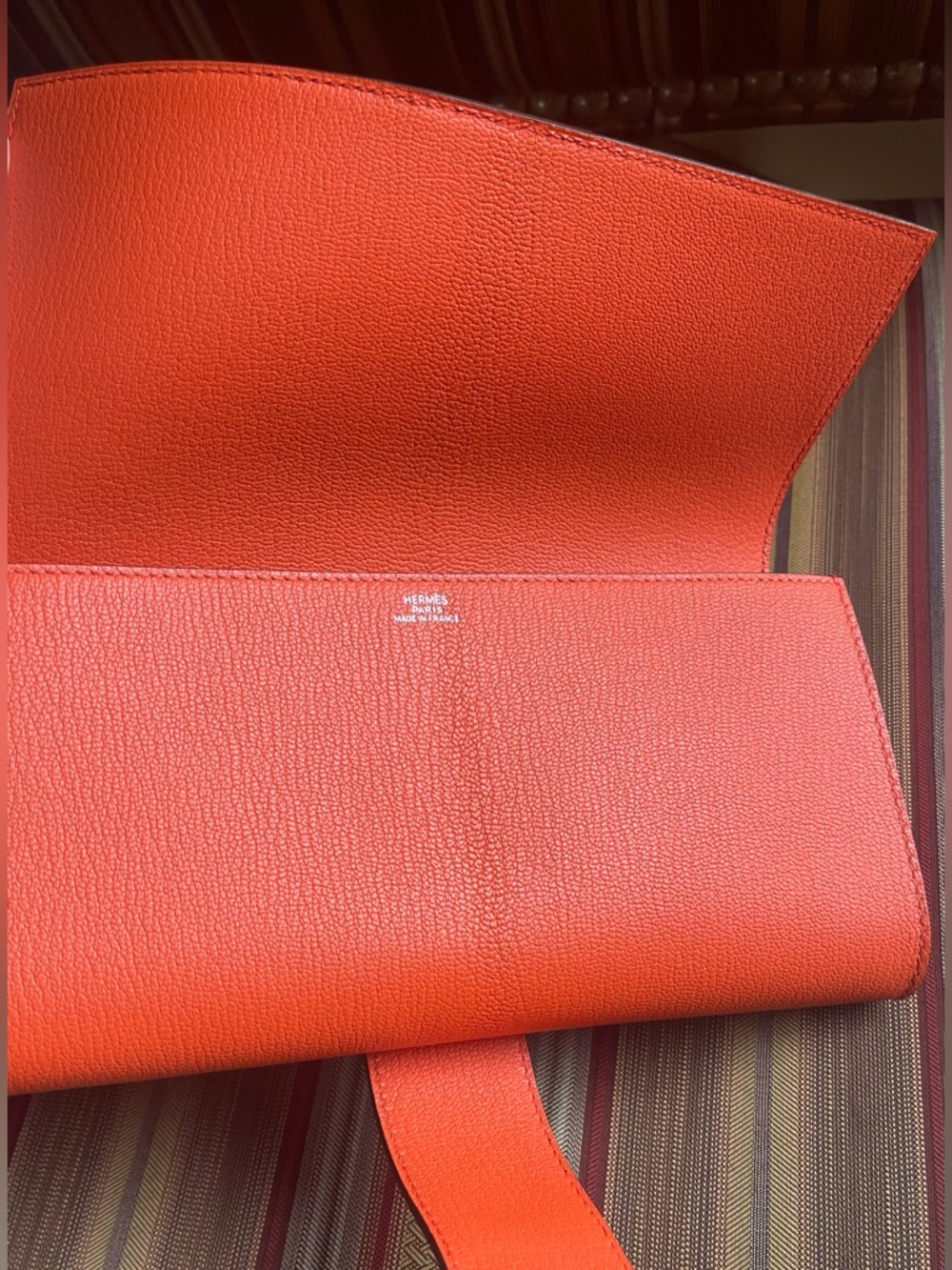 LIKE NEW HERMES SANGUINE ORANGE TADELAKT LEATHER MEDOR CLUTCH PALLADIUM HARDWARE - Picture 14 of 17